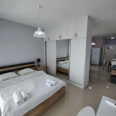 Aurelius Pool In Caesar & Apartment *